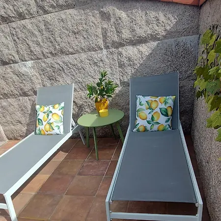 Stone House Premium